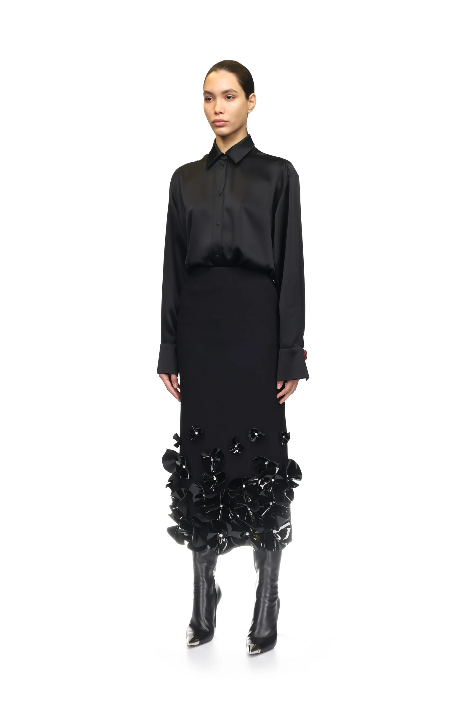 LIP EMBROIDERY SATIN SHIRT - Image 4